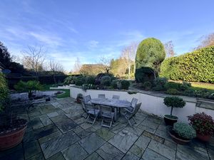 Photo 30- click for photo gallery